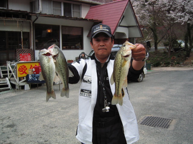 【写真クリックで前の画面に戻ります】　 