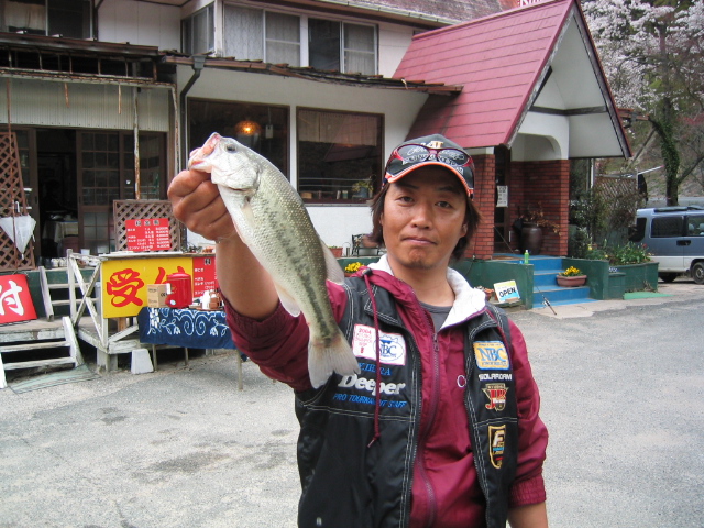 【写真クリックで前の画面に戻ります】　 