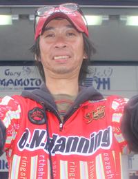 織田伸彦