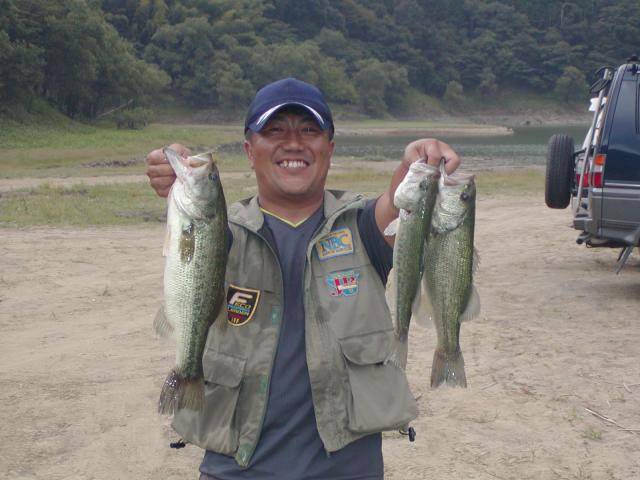 【写真クリックで前の画面に戻ります】　2005-09-18和歌山県七川ダム 