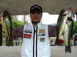 2003-10-11 14:26:43+09/16位 河口湖B(5) 伊藤智輝 1,314g 3匹
