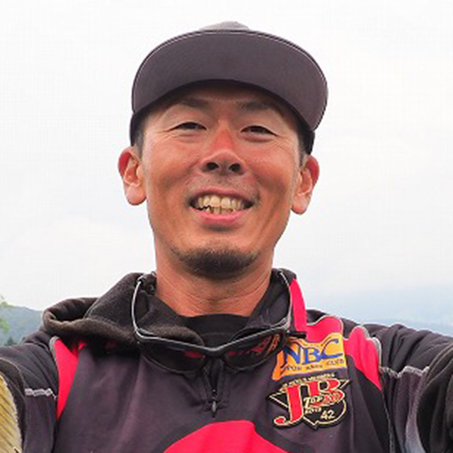 T8 市村修平