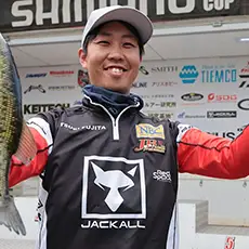 藤田夏輝