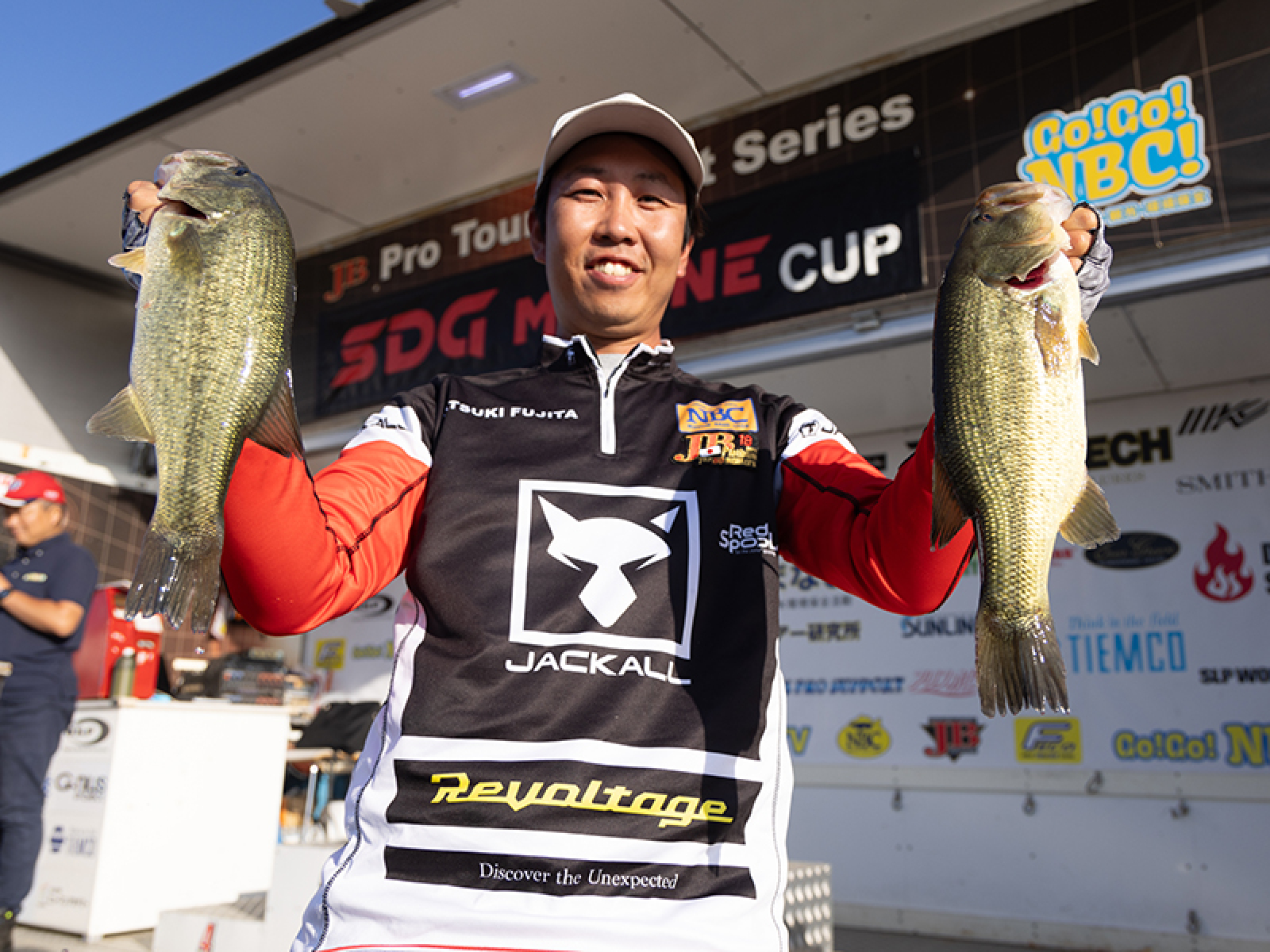 藤田夏輝	2,642g	3匹